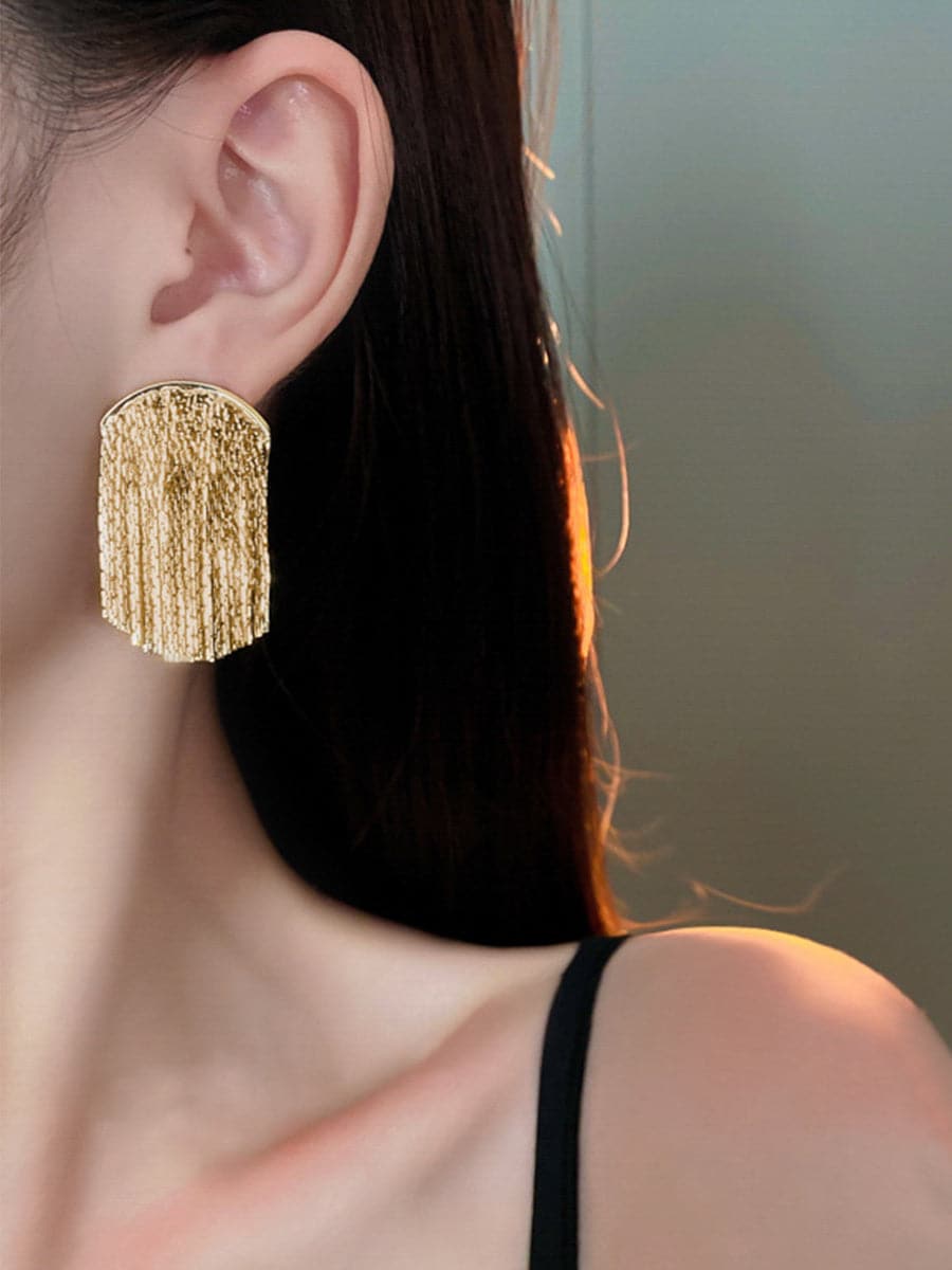 Ruched Curved Tassel Stud Earrings MSE101024 MISS ORD