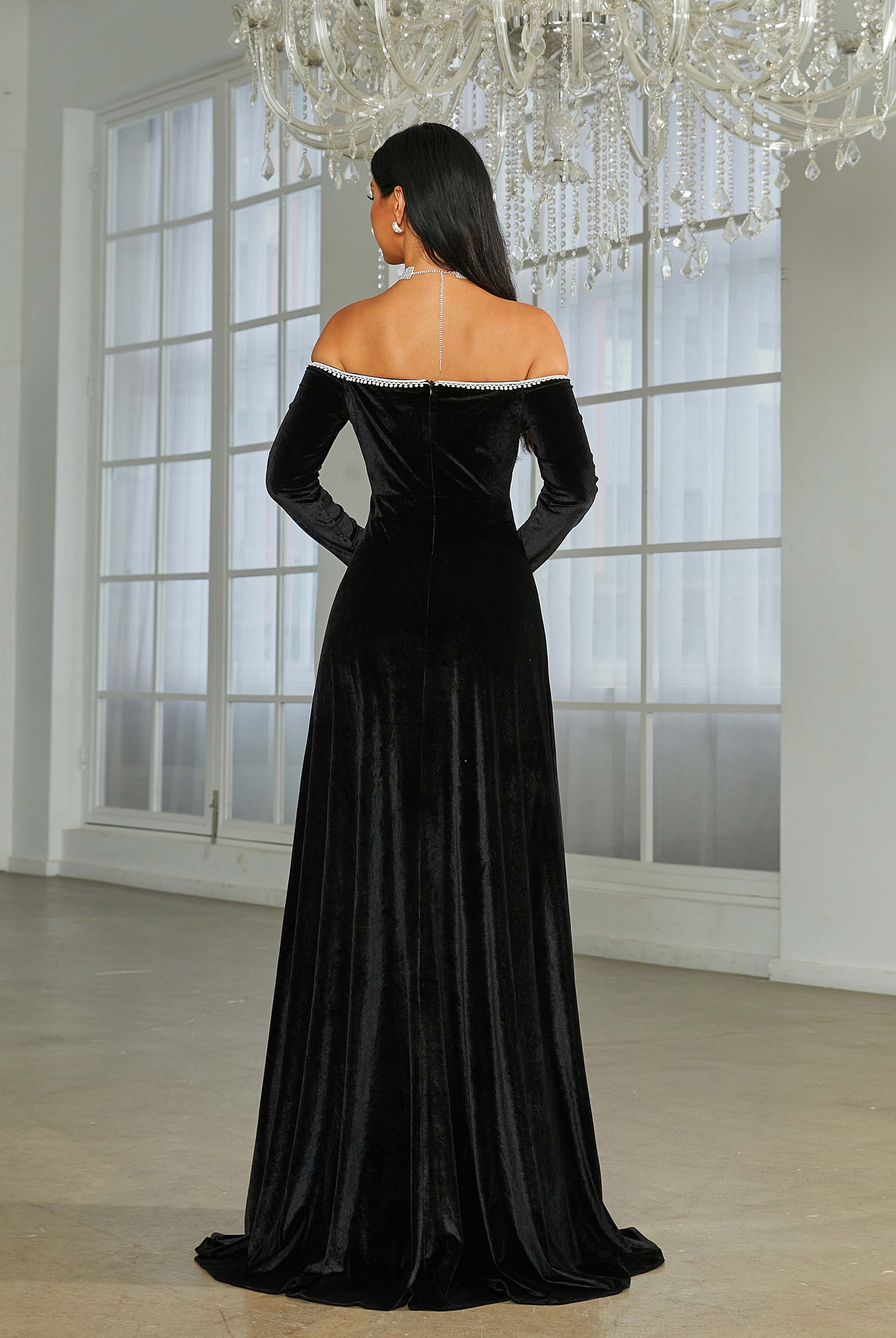 Off The Shoulder High Split Black Velvet Evening Dress XJ1946