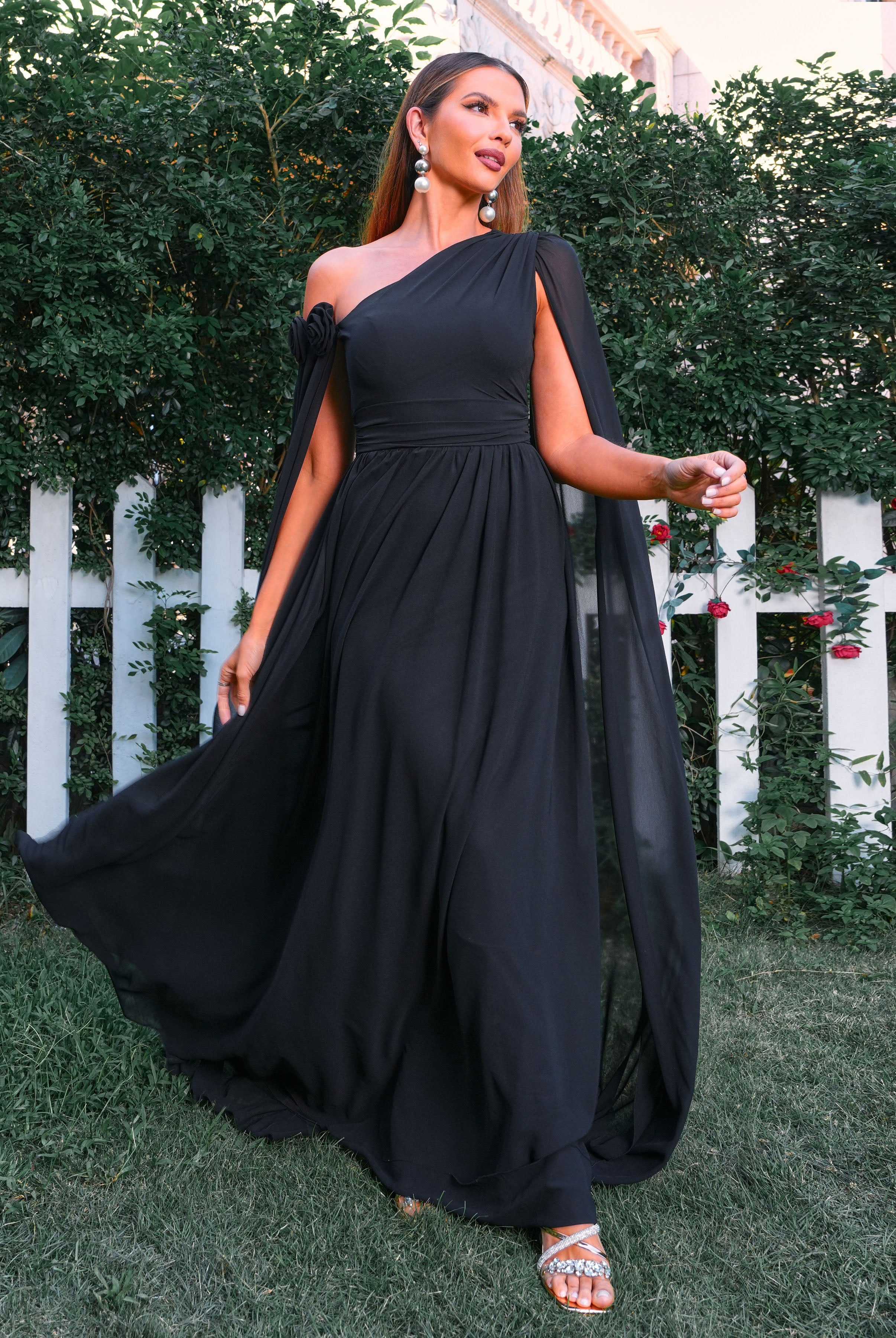 Draped Sleeves A-Line Chiffon Black Prom Dress RM20987