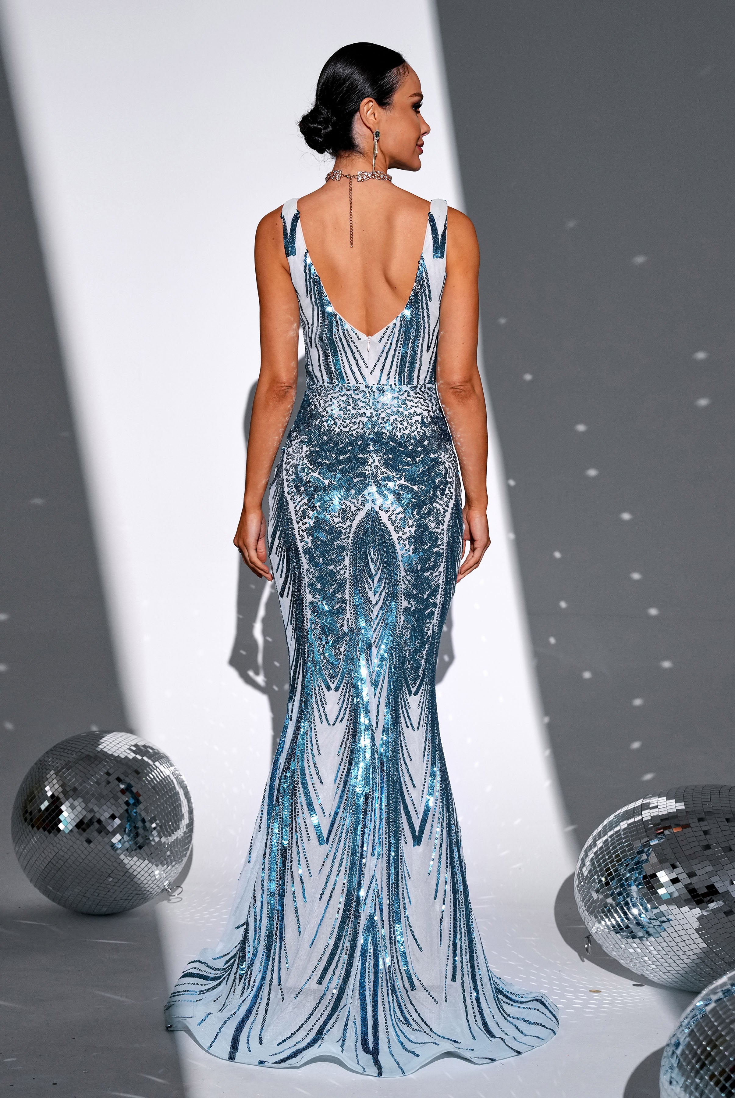 V-neck Sleeveless Mermaid Blue Sequin Formal Dress RM21551