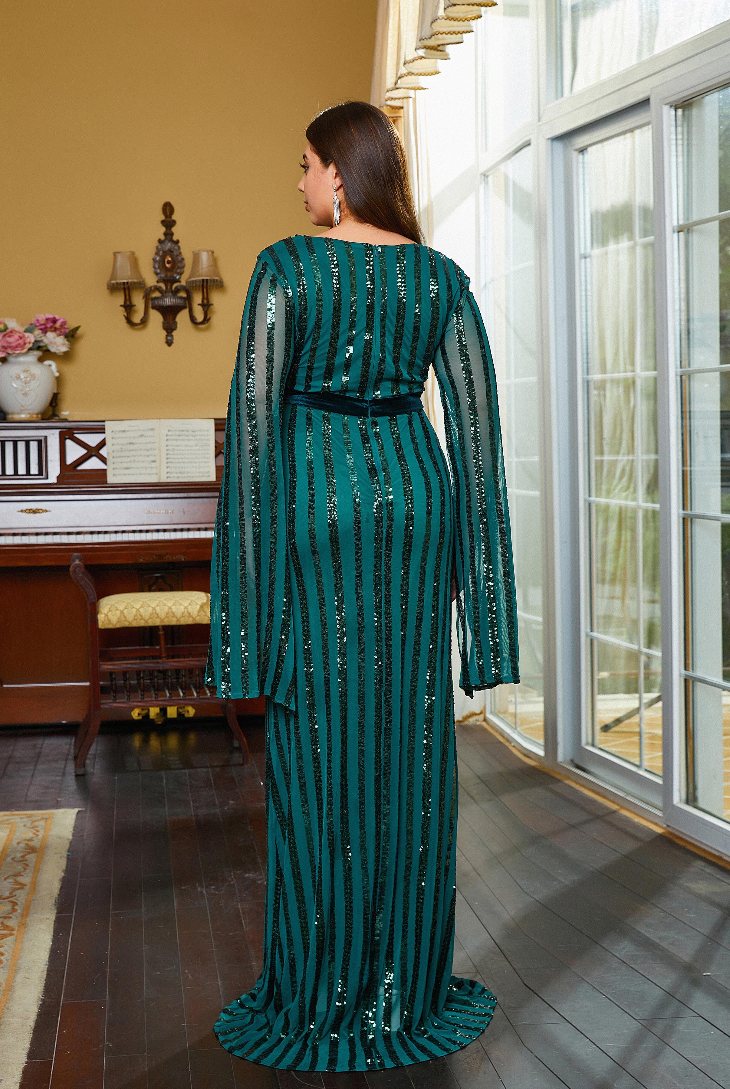 Plus Size V-Neck Cape Sleeve Long Sleeve Evening Dress PRM20838